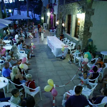 Camping Treumal Кемпинг Сан-Антонио-де-Калонже